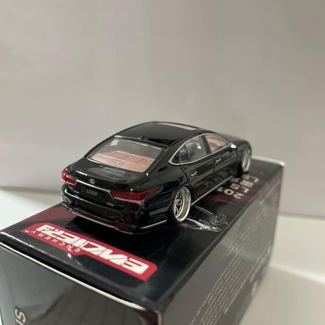 ★レア品1/64 LEXUS レクサスLS カスタム　ミニカー　ENCHERY★