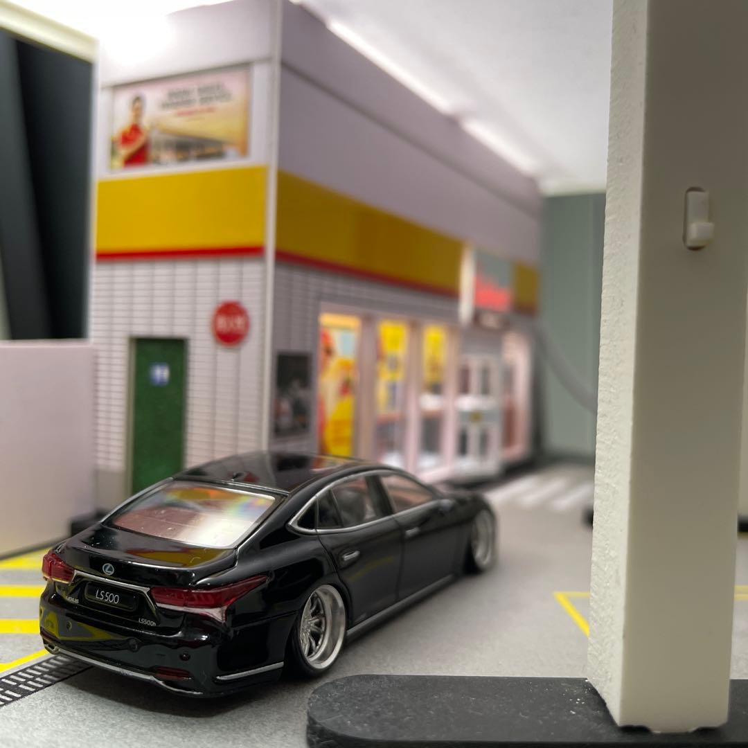 ★レア品1/64 LEXUS レクサスLS カスタム　ミニカー　ENCHERY★