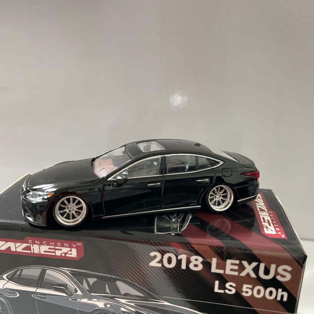 ★レア品1/64 LEXUS レクサスLS カスタム　ミニカー　ENCHERY★