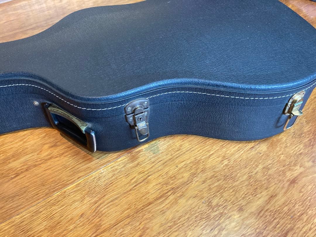 モーリスアコースティックギタージャパンヴィンテージ　ハードケース付　morris