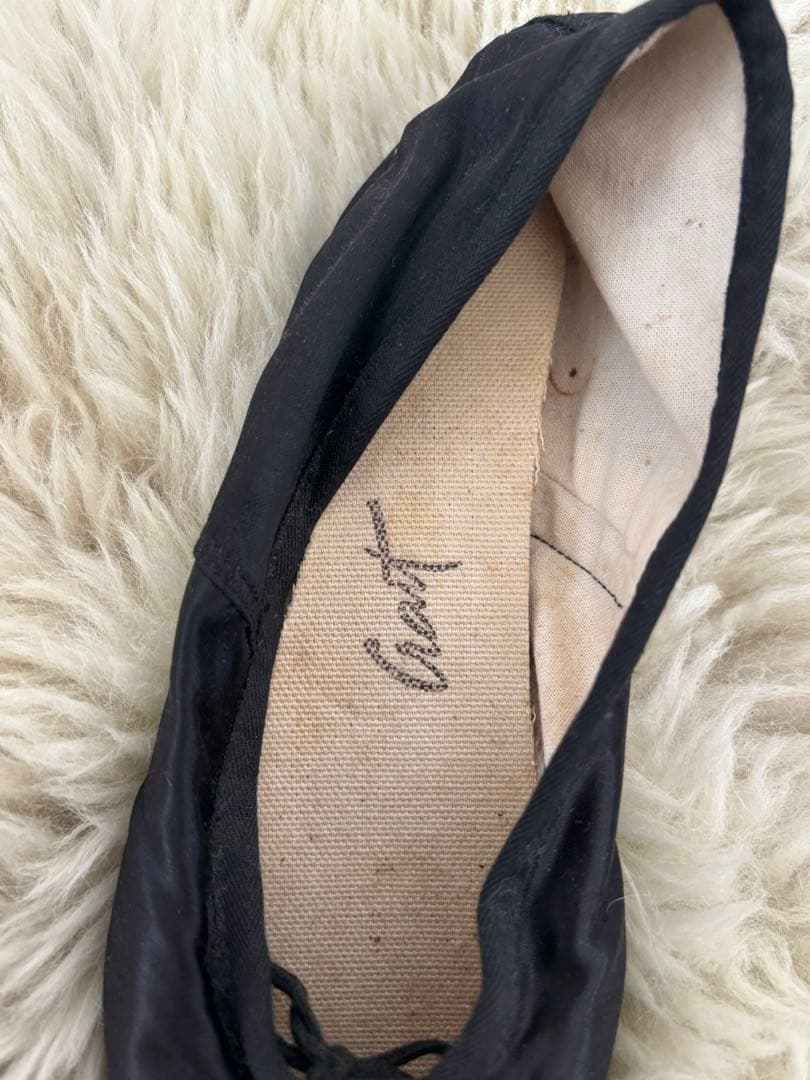 アンティーク雑貨 French Vintage Noir Ballet Slippers