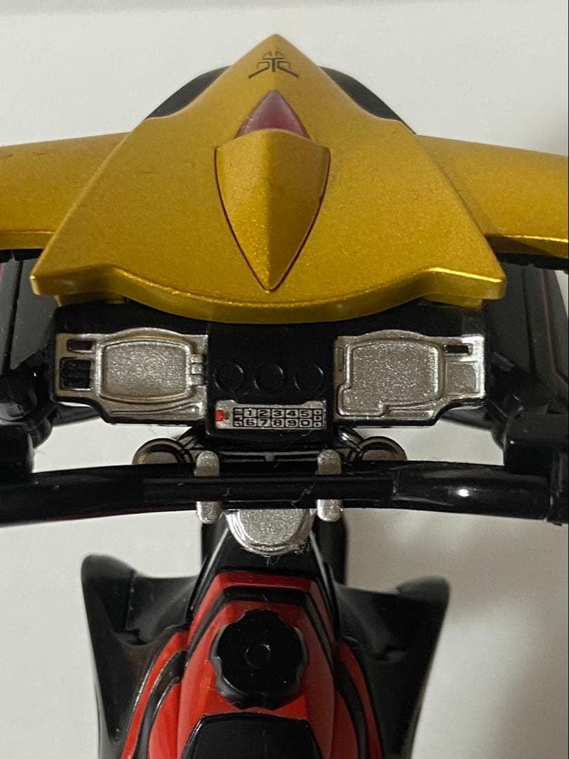 フィギュアーツ クウガ アメイジングマイティ ビートチェイサー2000 発光頭部
