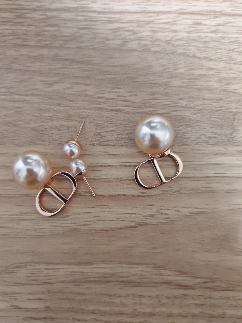 超美品 DIOR ピアス レディース トライバル ピアス ピンク アクセサリー