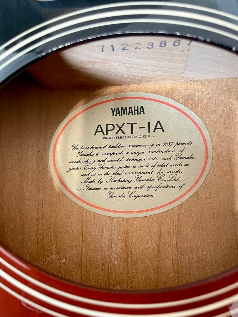 Yamaha APXT-1A ミニ　エレアコ　トラベルギター