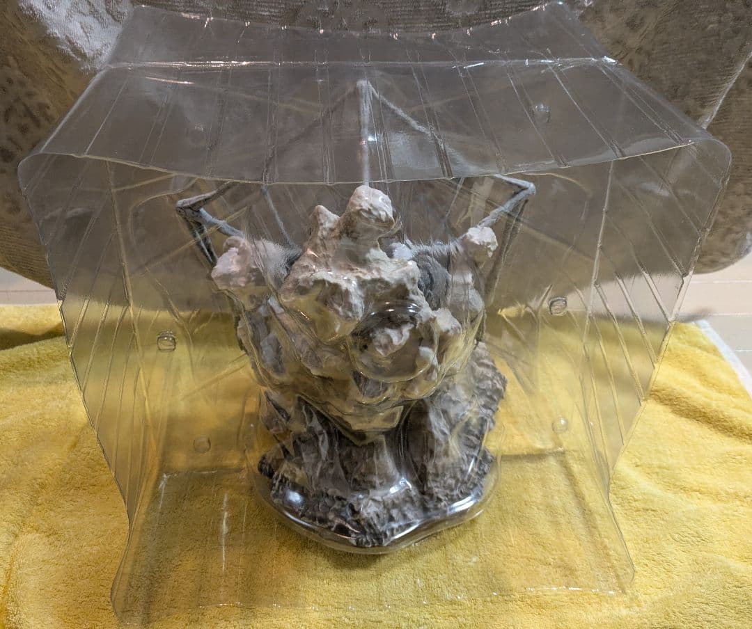 (2639)進撃の巨人フィギュア〜終尾の巨人〜✨️箱付き