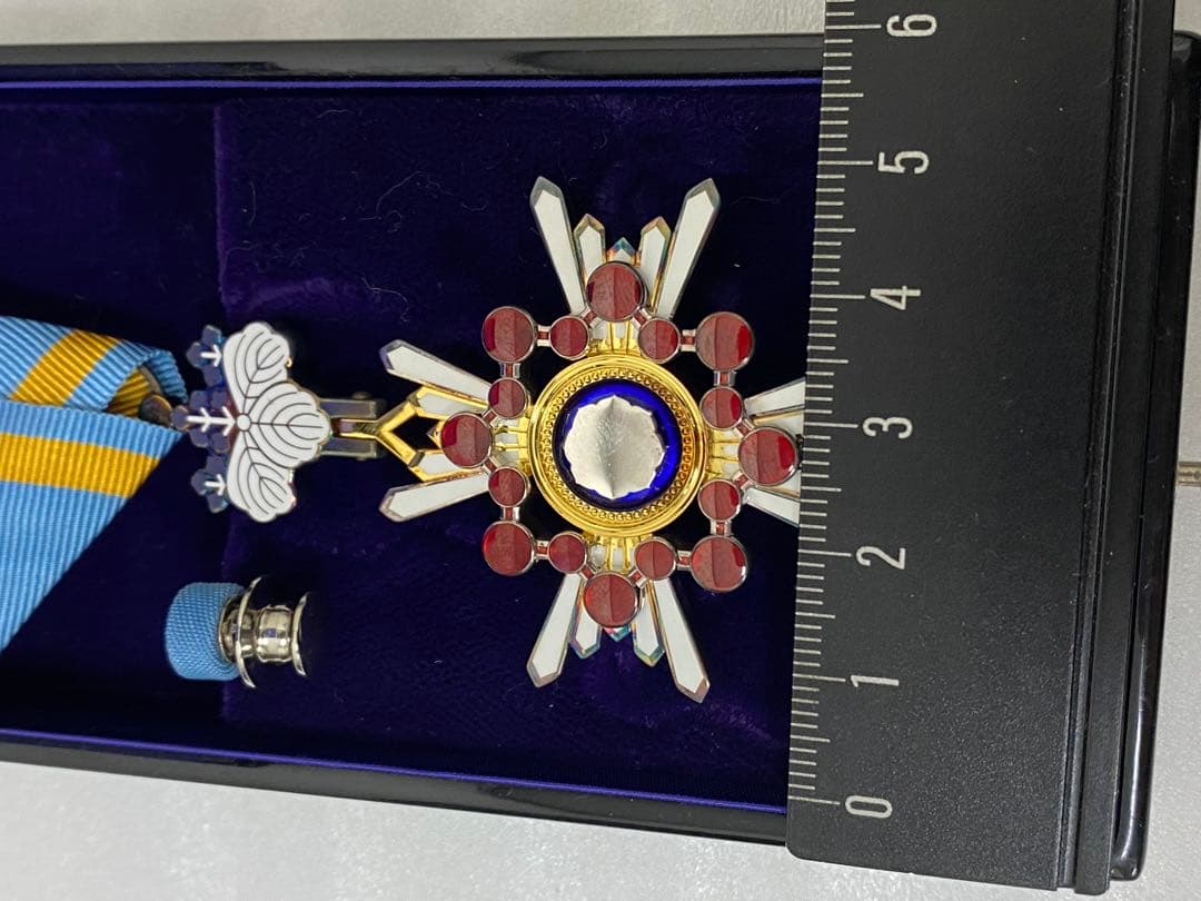 3-3080 勲章 徽章 褒章 バッジ 瑞宝双光章 ケース付き