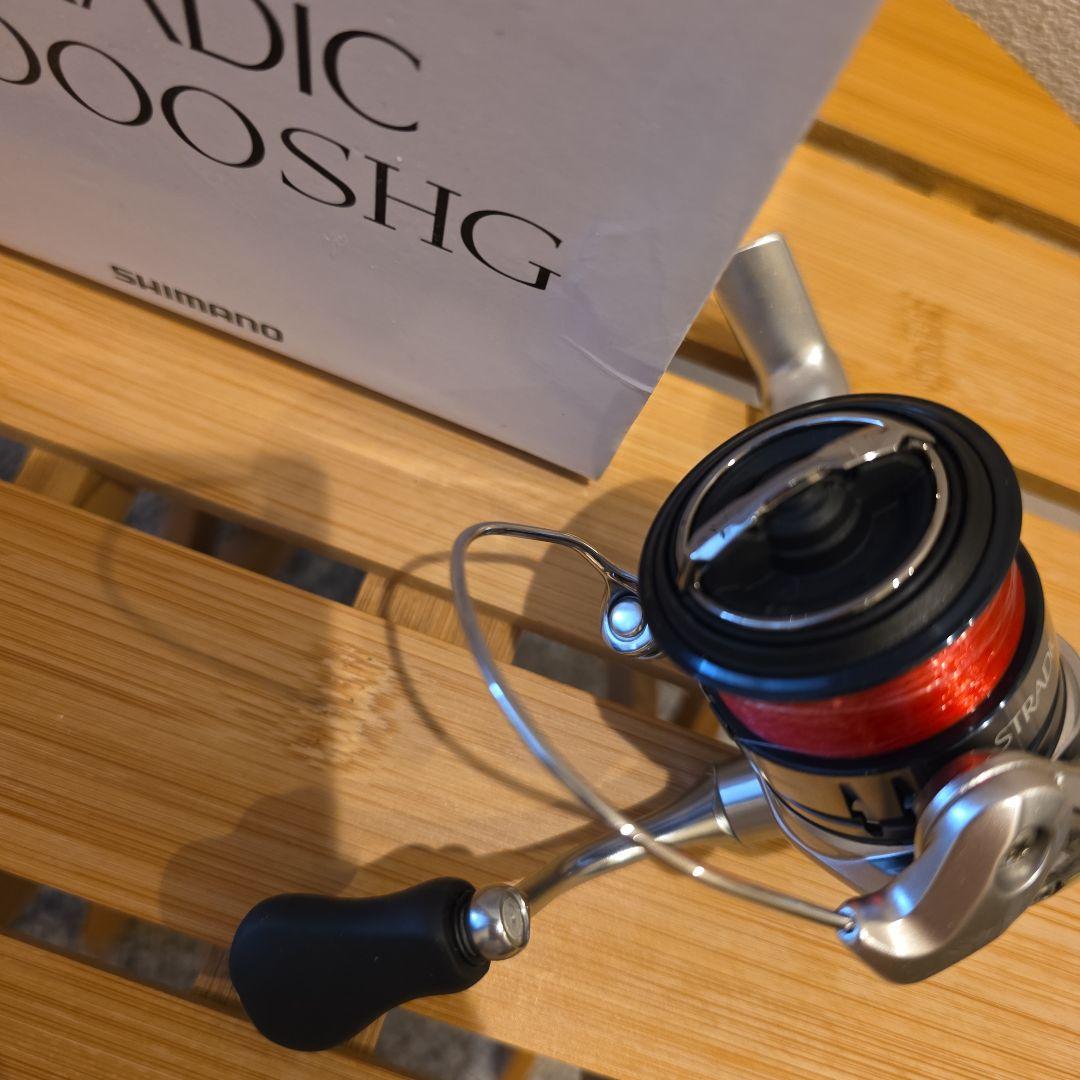 SHIMANO STRADIC C2000SHG スピニングリール