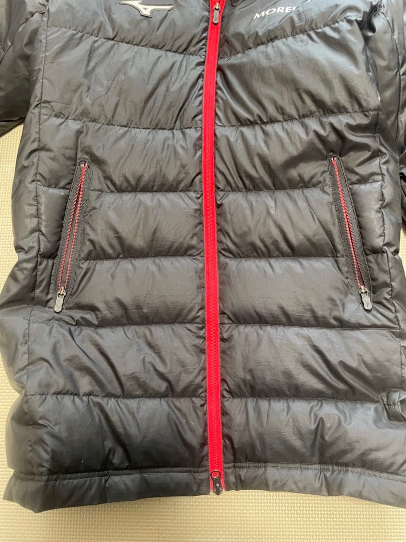 MIZUNO MORELIA モレリアフード付きダウンジャケット　Lサイズ