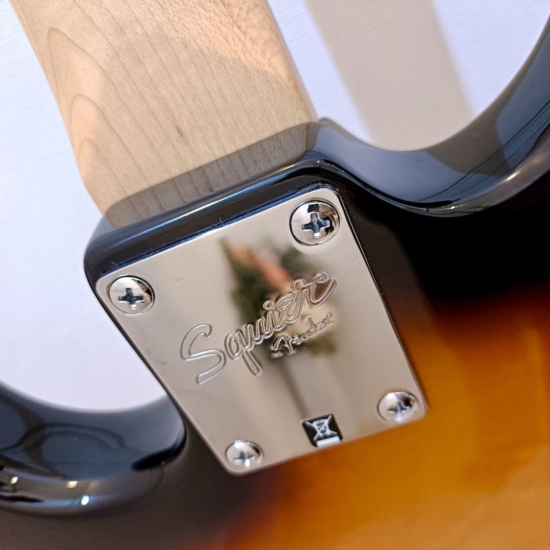 Squier ストラトキャスター　サンバースト エレキギター メンテ済