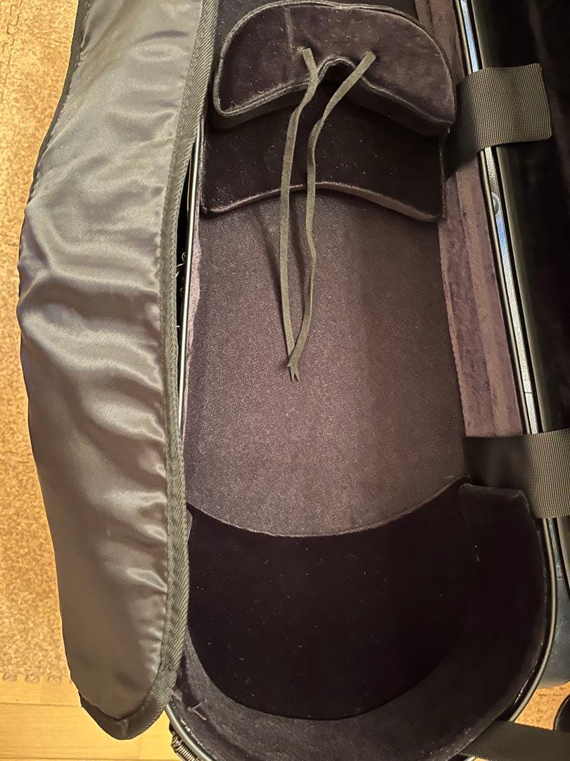 お値下げ中⭐︎カーボンマック バイオリンケースCFV-2S サテンピンクゴールド