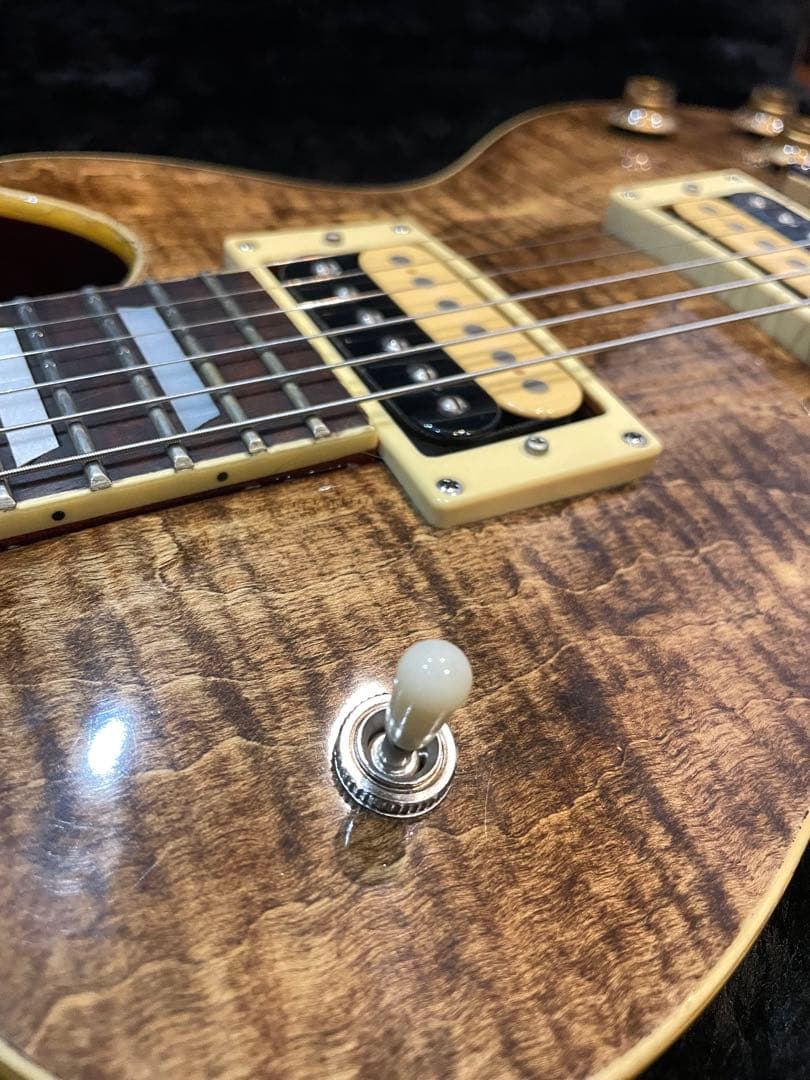 t*4様 レスポールスタイル　詳細不明