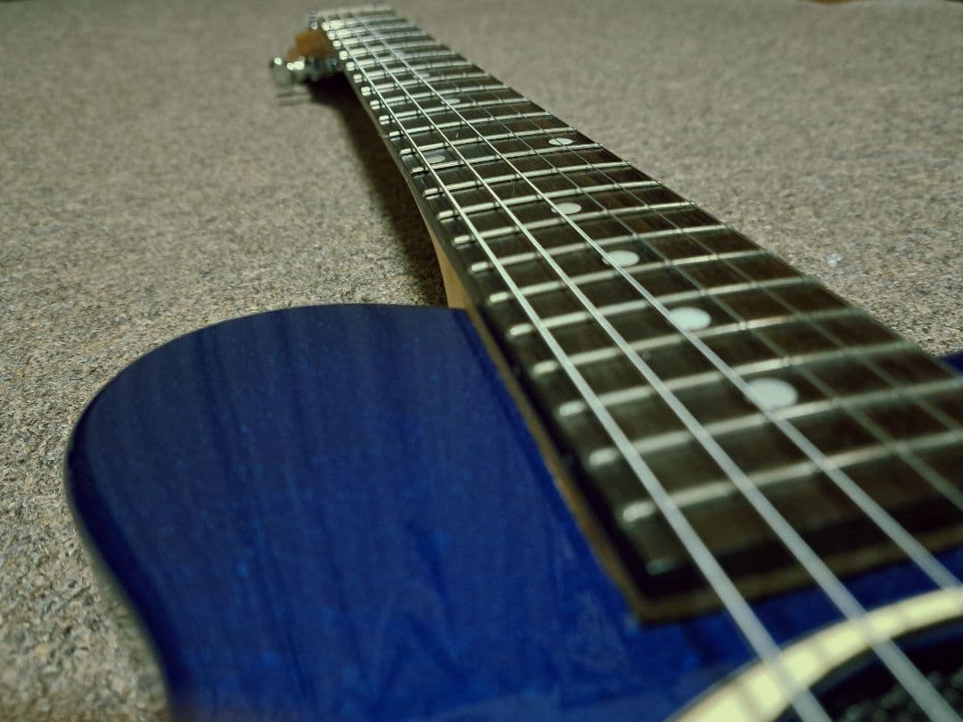 美品 Pignose ピグノーズ スピーカー内蔵 ミニギター メタリックブルー