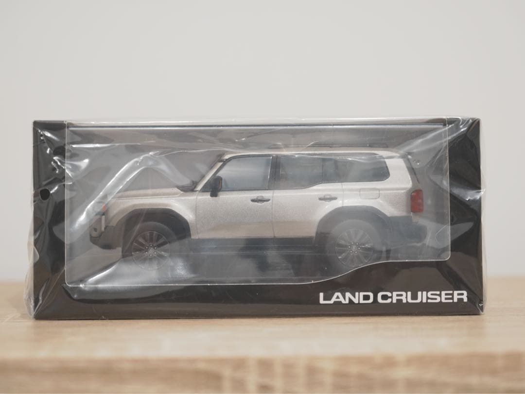 ランドクルーザー250 サンプル ミニカー 1/30 2点セット
