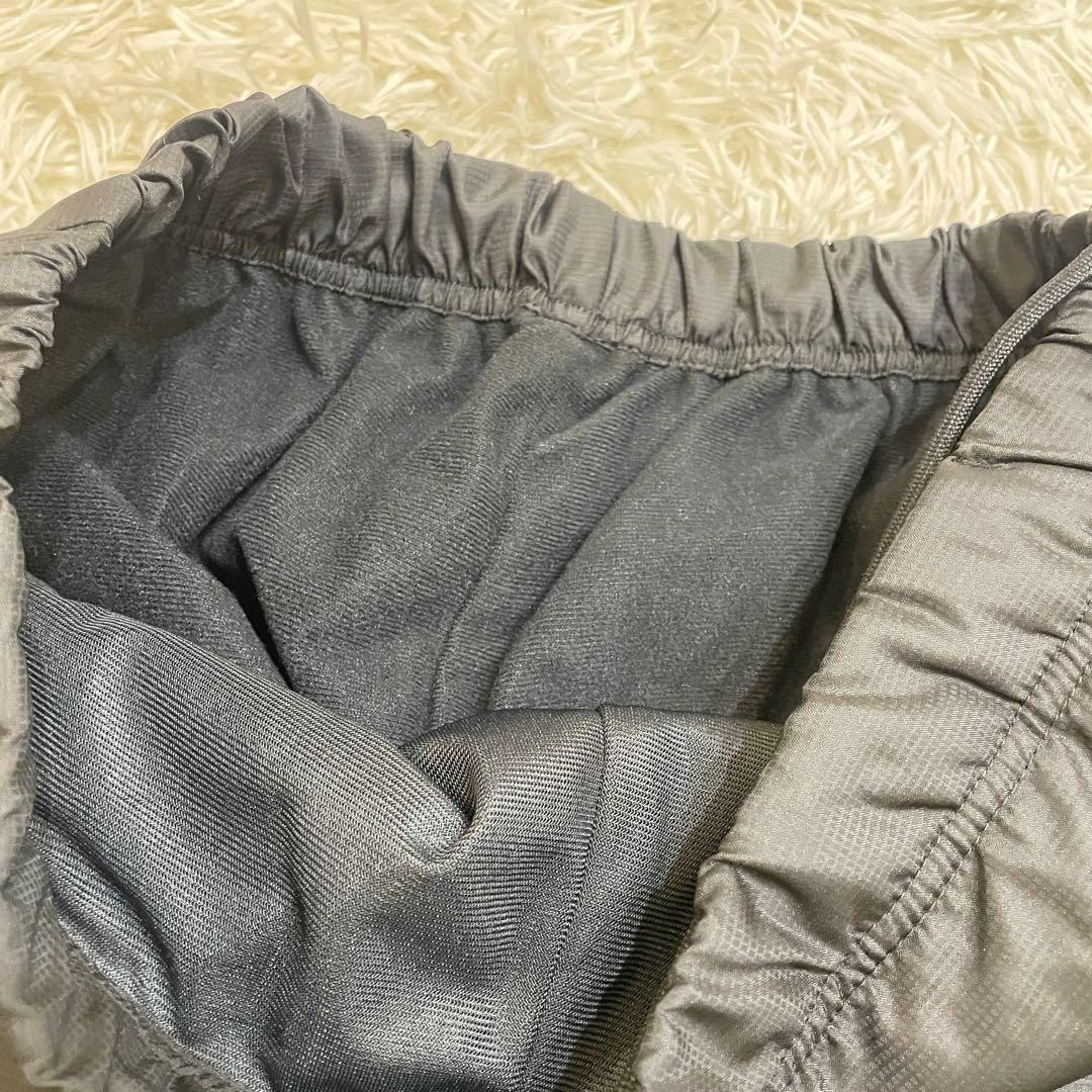 新品　デサント ウインドブレーカー 上下セット　セットアップ　ブラック　M