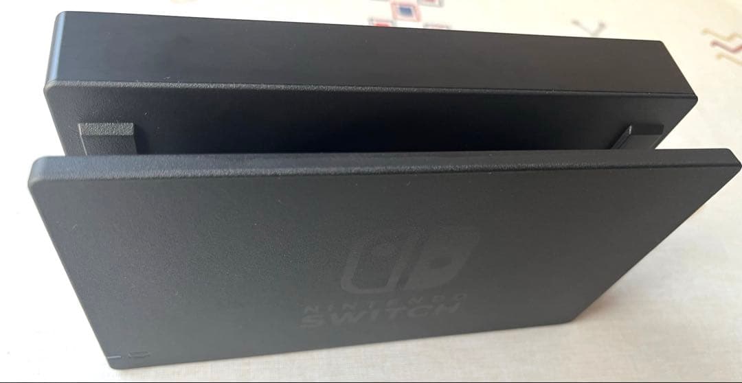 本体 Nintendo Switch 2023年発売モデル(グレー)任天堂
