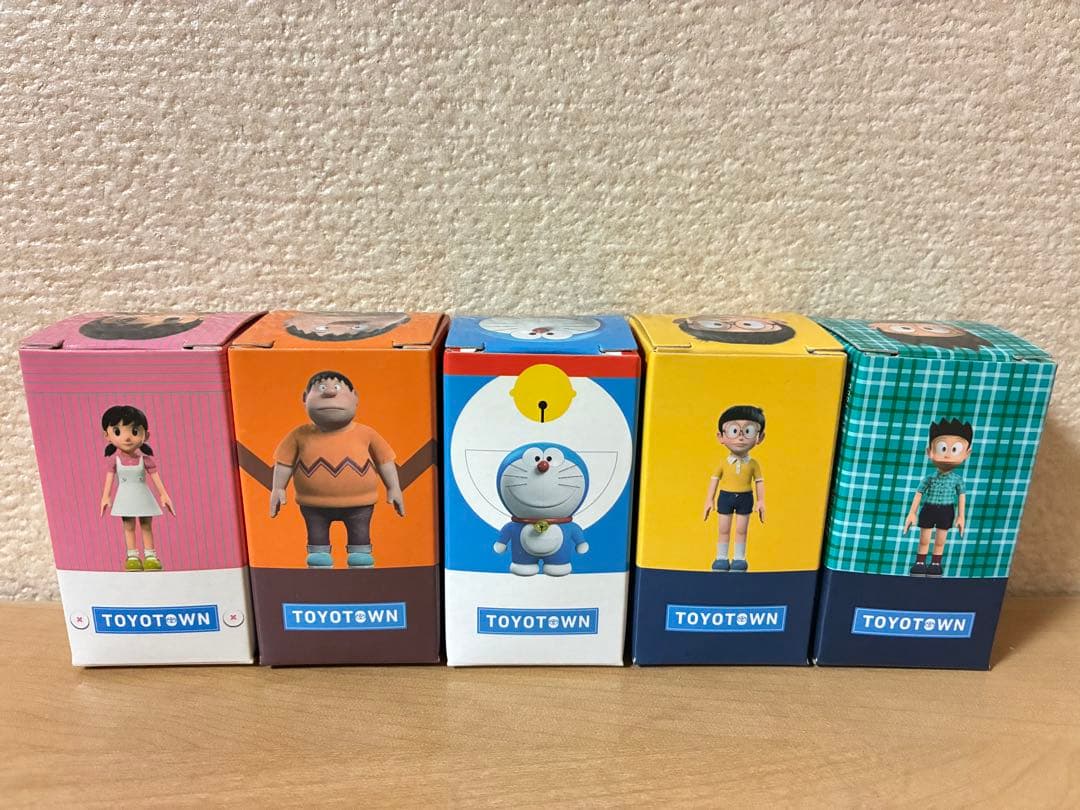 トヨタ　ドラえもん　ノア NOAH プルバックミニカー　パッソ　PASSO