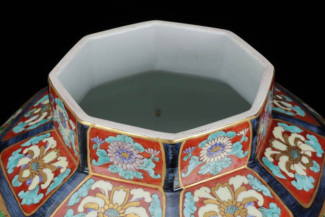 s*a様 有田焼 朱明窯 藤井朱明 染錦金彩獅子蓋孔雀図沈香壺 三段飾壺 特大9