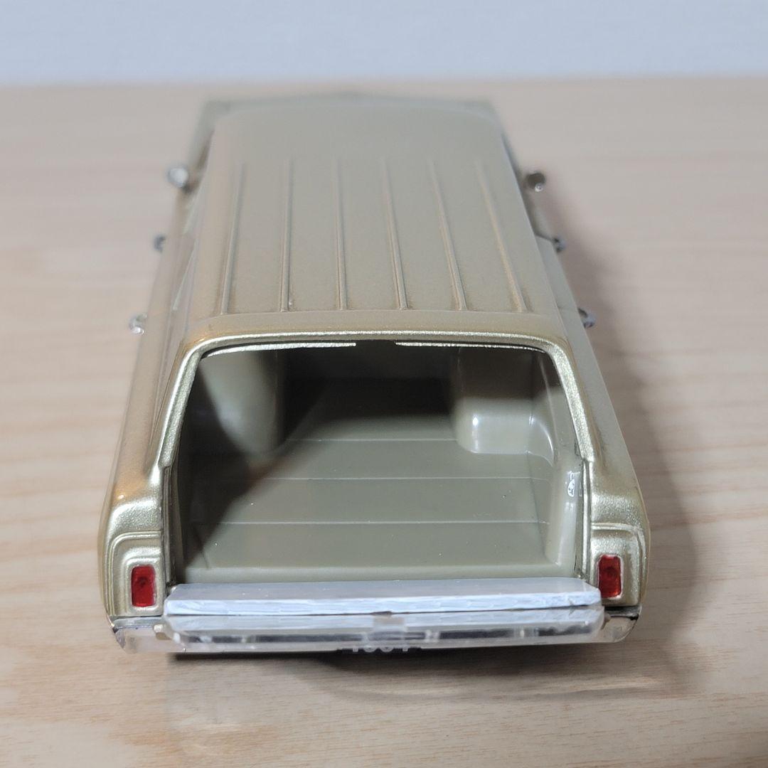 1/24 Jadatoys 64 シボレー インパラ ワゴン