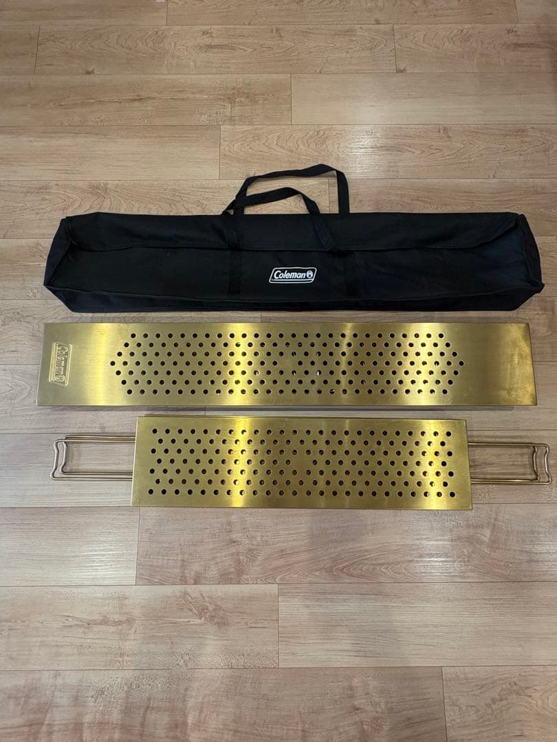 コールマン　ファイヤープレイステーブル　ショップ限定ゴールド　Coleman