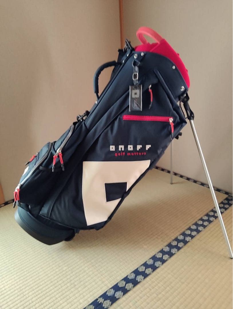 ヘッドカバー2点付きonoff スタンドゴルフバッグ ネイビー/レッド