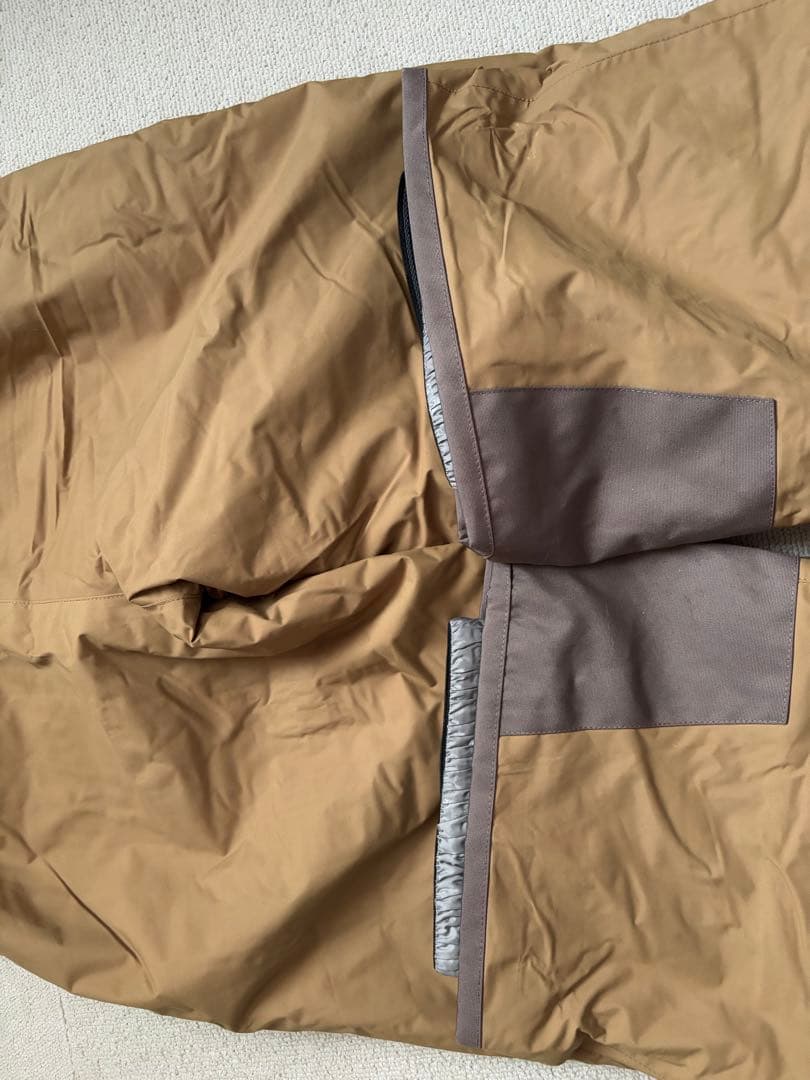 THE NORTH FACE スノーボードウェア 子ども用 ベージュ　男女兼用