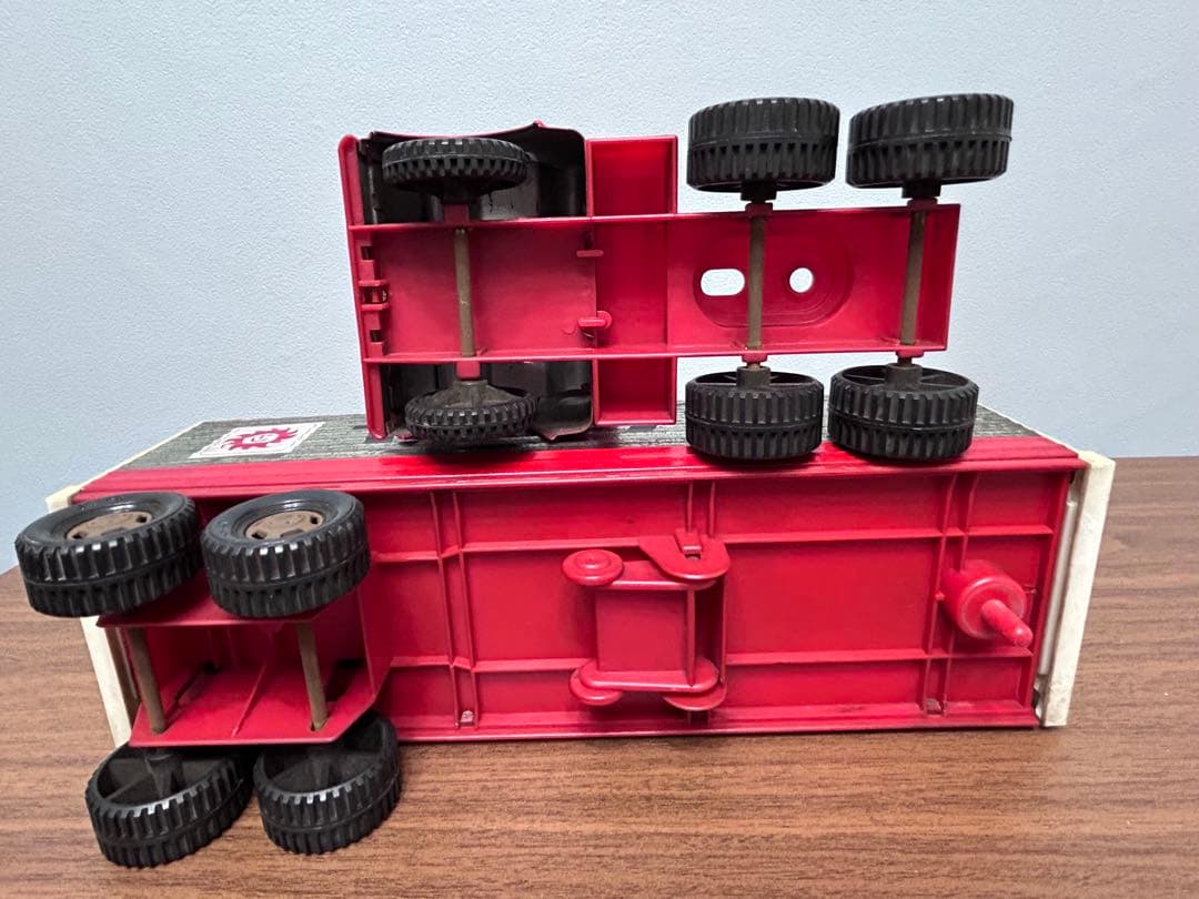 ヤマザキトラック　ブリキのトラック　ヤマザキパン レトロ　ブリキのオモチャ