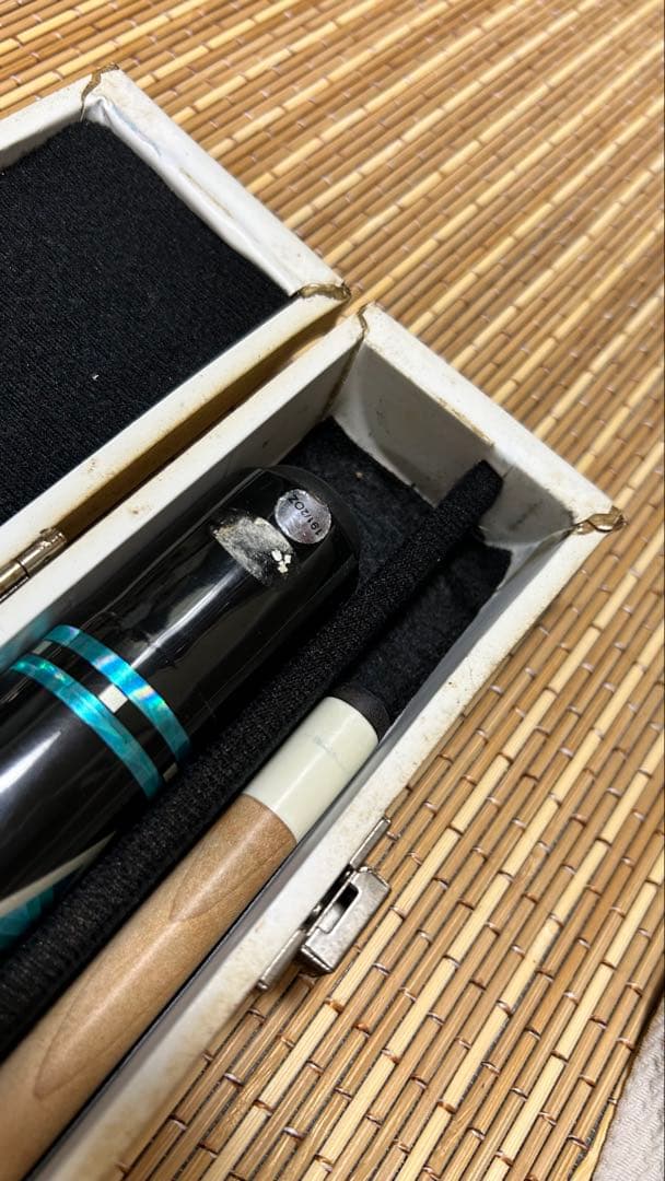 ラウンドワン　ビリヤード　2本セット