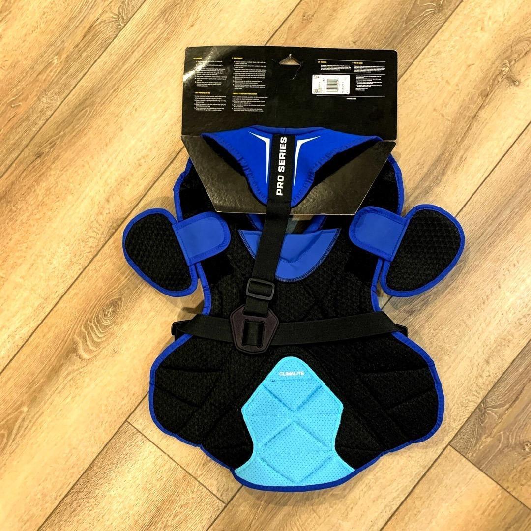 新品アメリカ限定最高級 adidasキャッチャー３点セット＋UAヘルメット