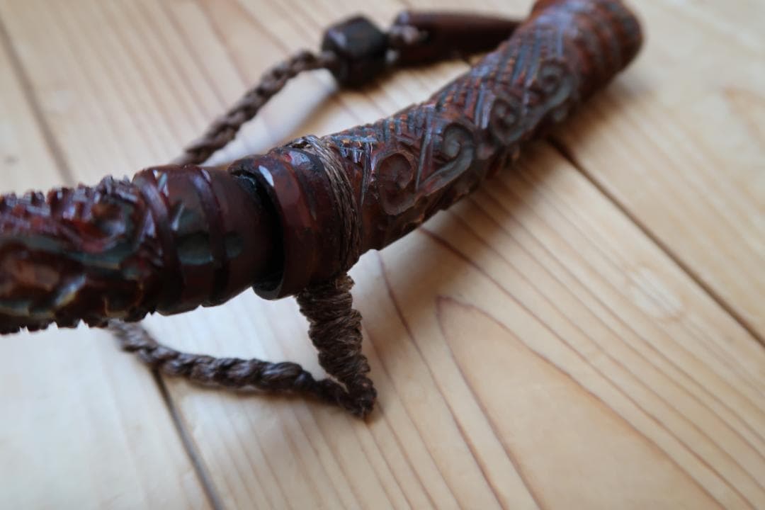 アイヌ　マキリ　メノコ　マキリ彫刻装飾