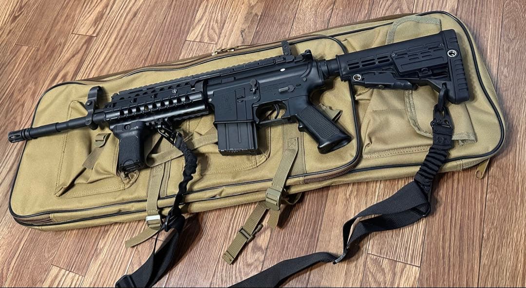 東京マルイ　スタンダード電動ガン　M4 A1カスタム　おまけスコープ付