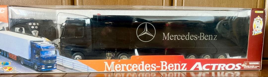 Mercedes-Benz Actros ラジコン トレーラー