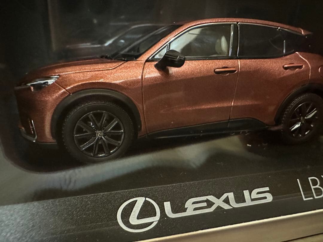 【非売品】【未開封】LEXUS LBX kyosho製ミニカー カッパー