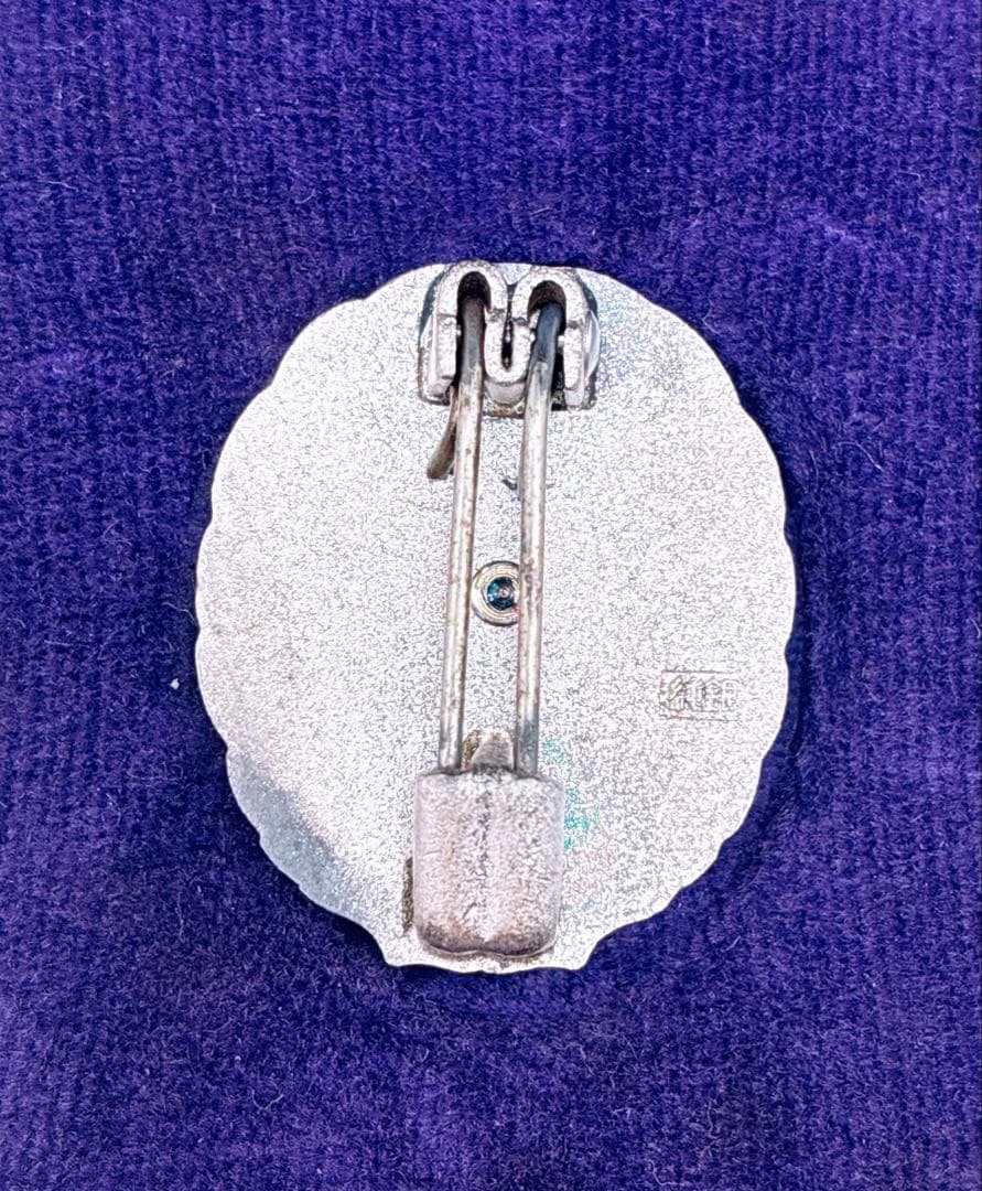 【純銀】 約11g 国鉄 日本国有鉄道 功績章 純銀製 ケース入 バッジ 電車