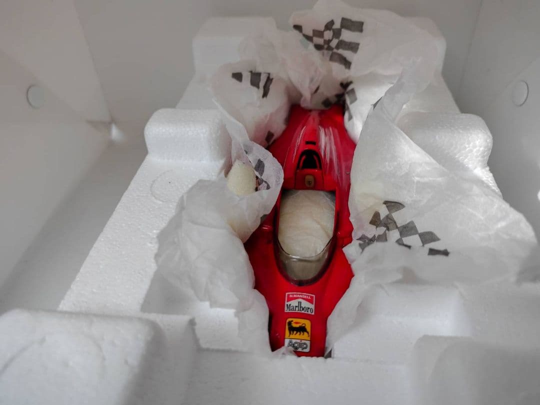 EXOTO　1/18 フェラーリ　GPC97102