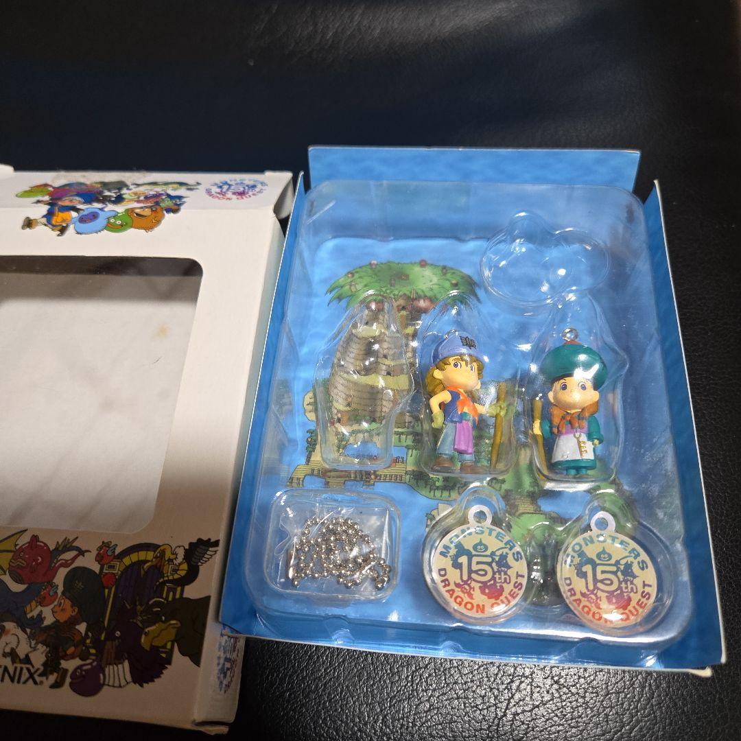 ドラゴンクエストモンスターズ15周年記念スペシャルフィギュアイルとルカ