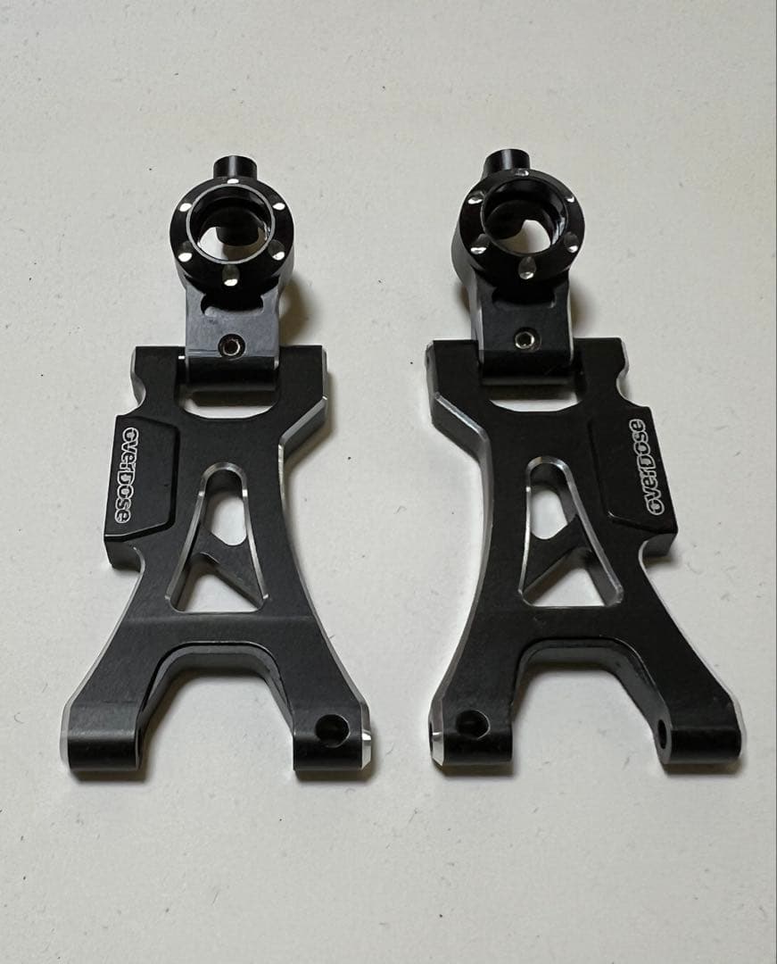 overdoseリヤロア、リヤアップライト、リヤアクスル