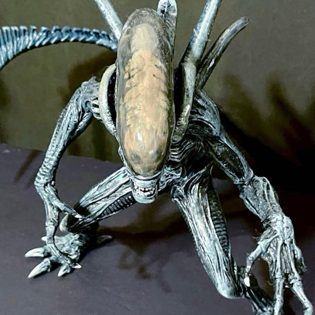 エイリアン　フィギュア　リペイント完成品