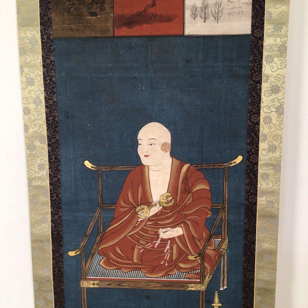 No3014 掛軸　仏教美術　金泥彩色　弘法大師像　紙本　無落款　合箱　送料無料