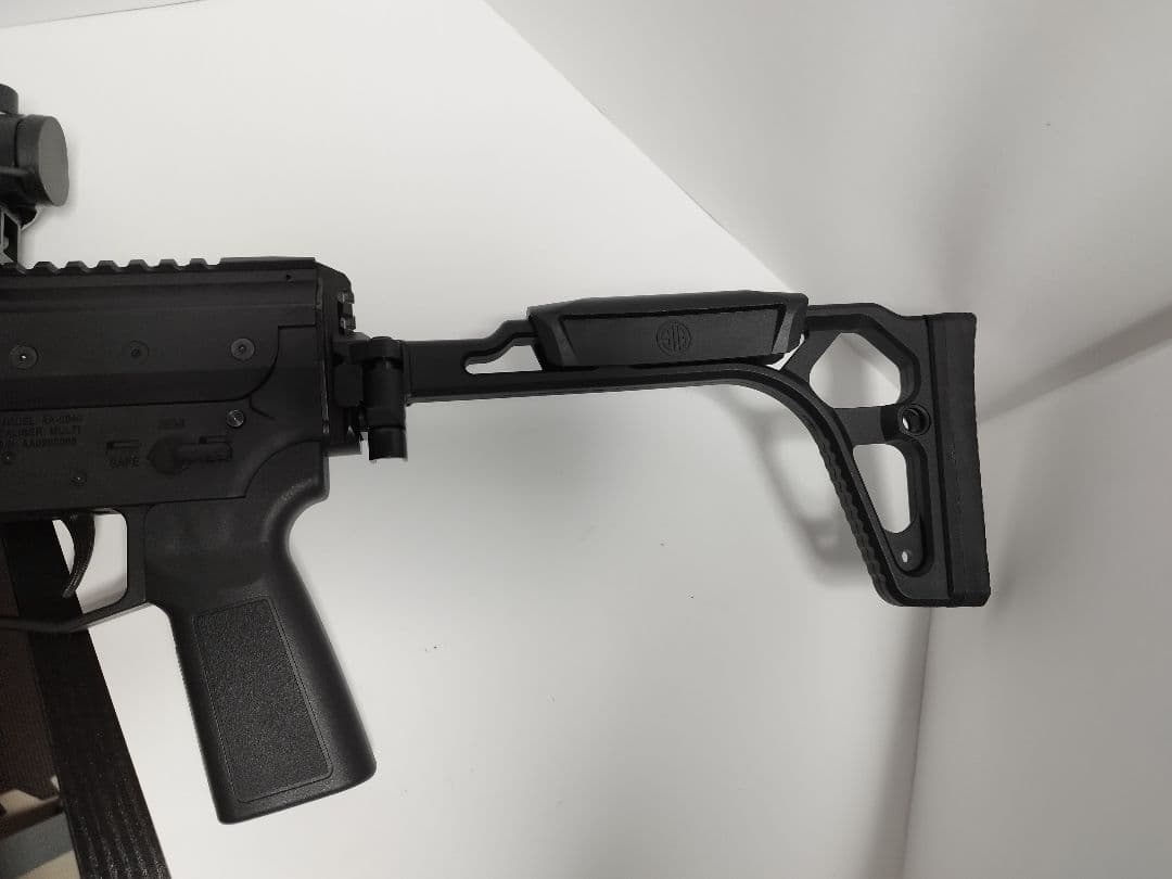 Thinタイプ　フォールディングストック ブラック