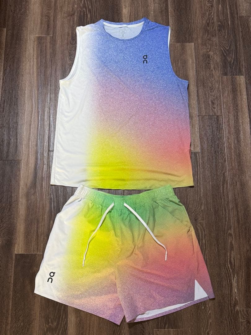 On グラデーション タンクトップ & ショーツ セット M テニスウェア オン