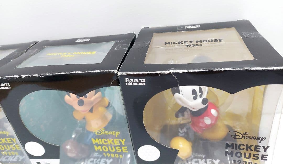 ディズニー　90year ミッキーマウス　フィギュア　３体セット