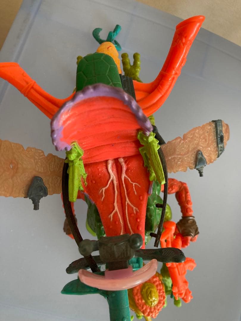TMNTミュータントタートルズ フィギュア　2点セット。