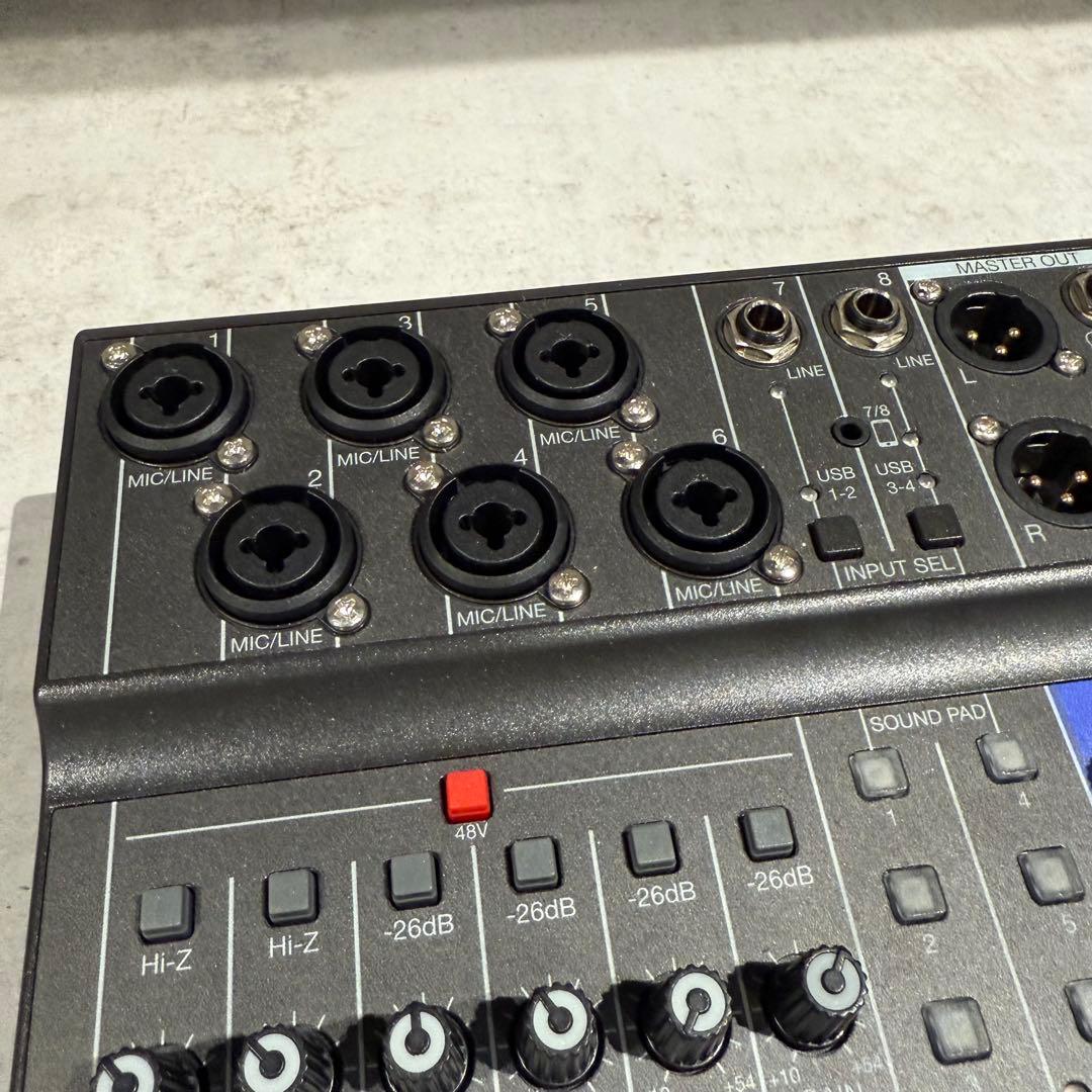 ZOOM LiveTrak L-8 デジタルミキサー 中古/箱付き