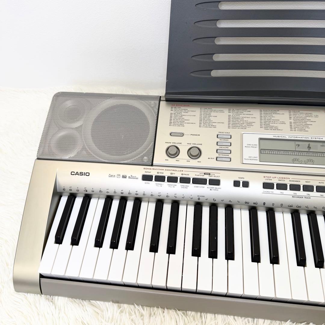 美品 CASIO LK-270 光ナビゲーション キーボード 電子ピアノ