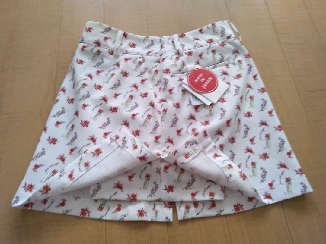 【新品】JUN & ROPE インナーパンツ一体型 花柄スカート サイズＳ