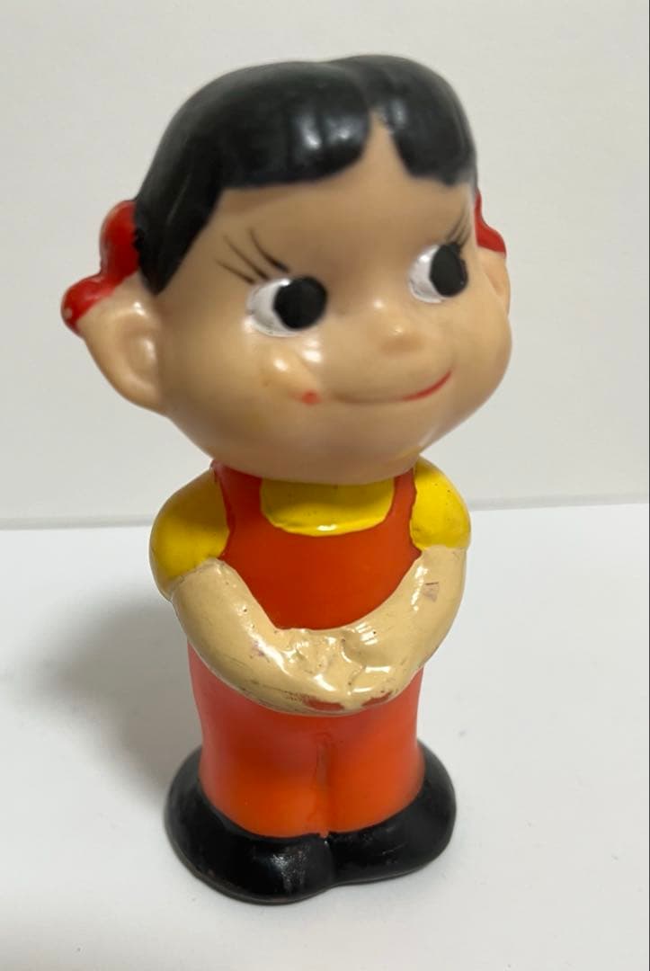 不二家 ペコちゃん ソフビ　フィギュア　マグネット 磁石付　手塗り 昭和レトロ