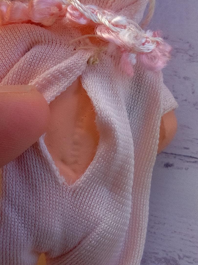 ★旅するベビーさん　ドイツ生まれのアンティーク　小さいビスクドール　ヘルトヴィヒ