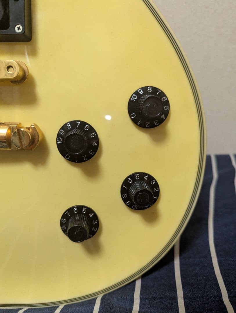 イエロー エドワーズ レスポールスタイル エレキギター ギターケース付き