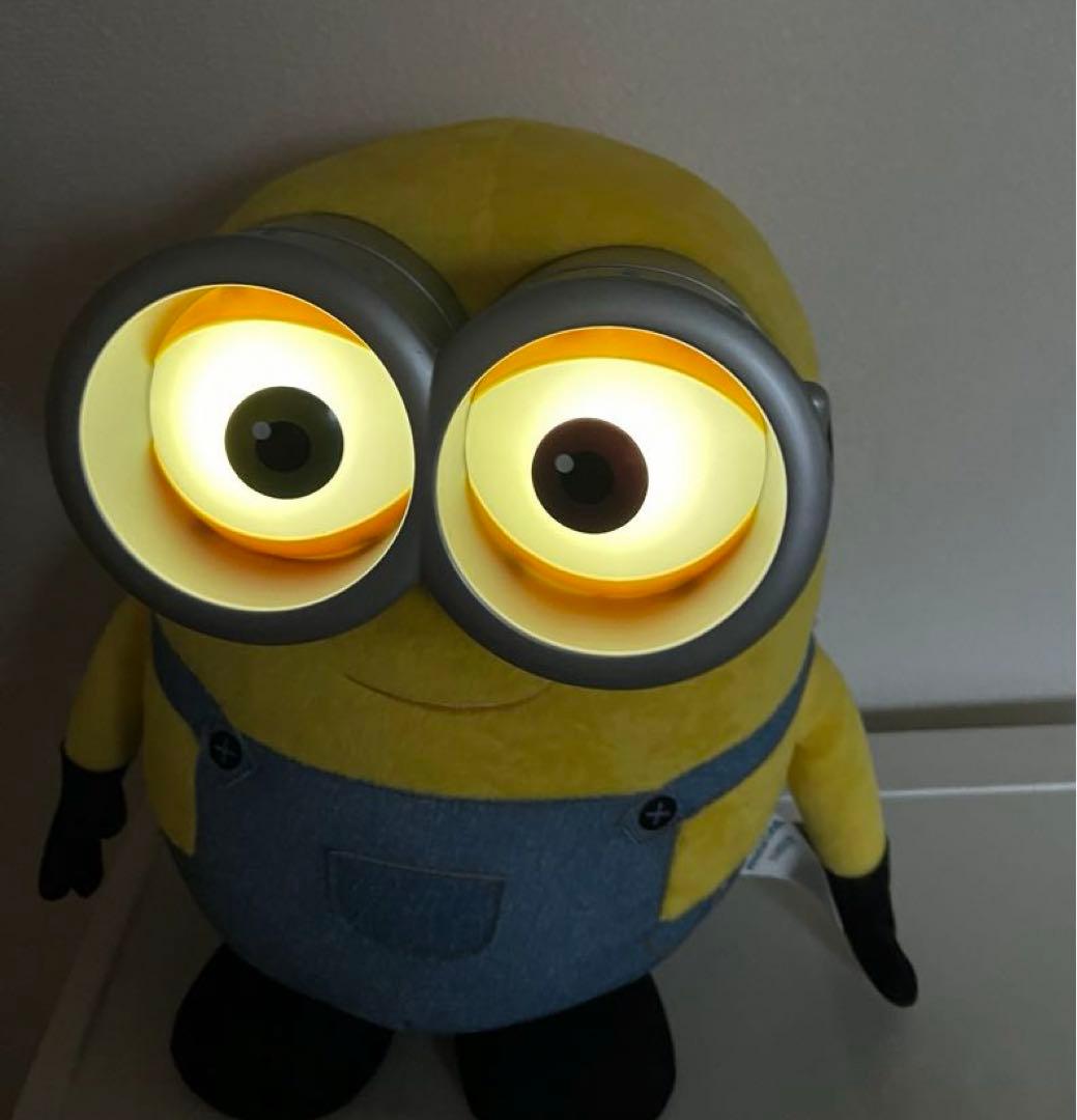 ミニオンズぬいぐるみ（喋る、目が光ります）