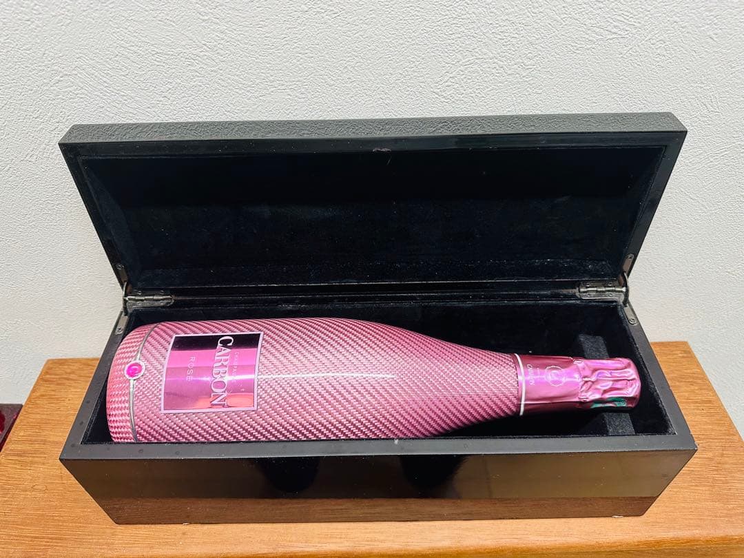 シャンパーニュ・カーボン・ロゼ・F1・公式シャンパーニュ